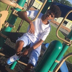 Meet your Posher, Enrique